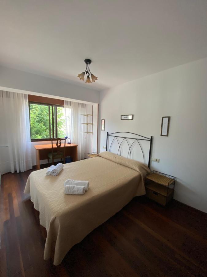 Piso Grande Y Muy Luminoso Apartment Santiago de Compostela Ngoại thất bức ảnh